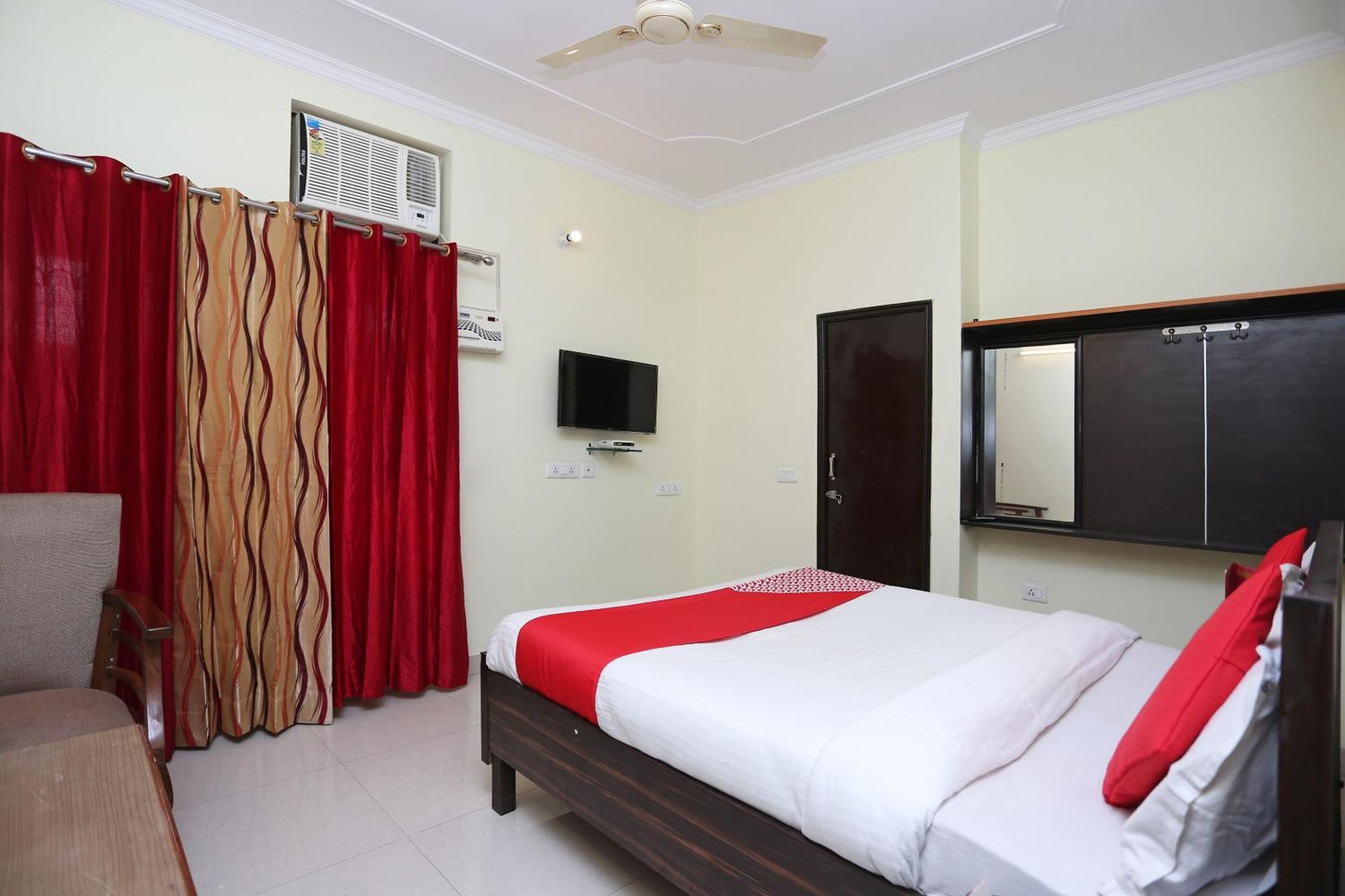Hotel O Lime Wood Dehradun Exterior photo